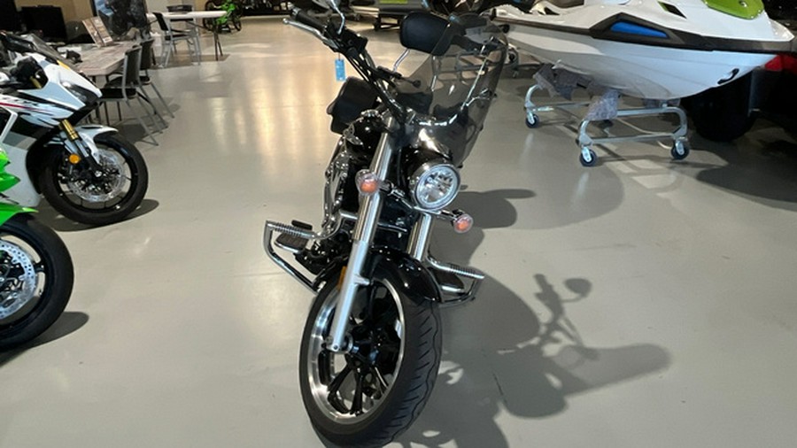 2015 Yamaha V Star 950 Tourer
