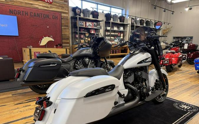 2026 Indian Motorcycle® Springfield ® Dark Horse® Ghost White Metallic Smoke