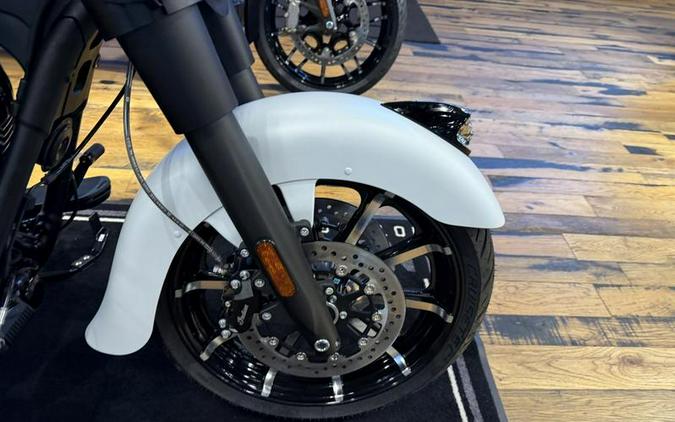 2026 Indian Motorcycle® Springfield ® Dark Horse® Ghost White Metallic Smoke