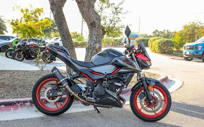 2025 KAWASAKI Z500 SE ABS