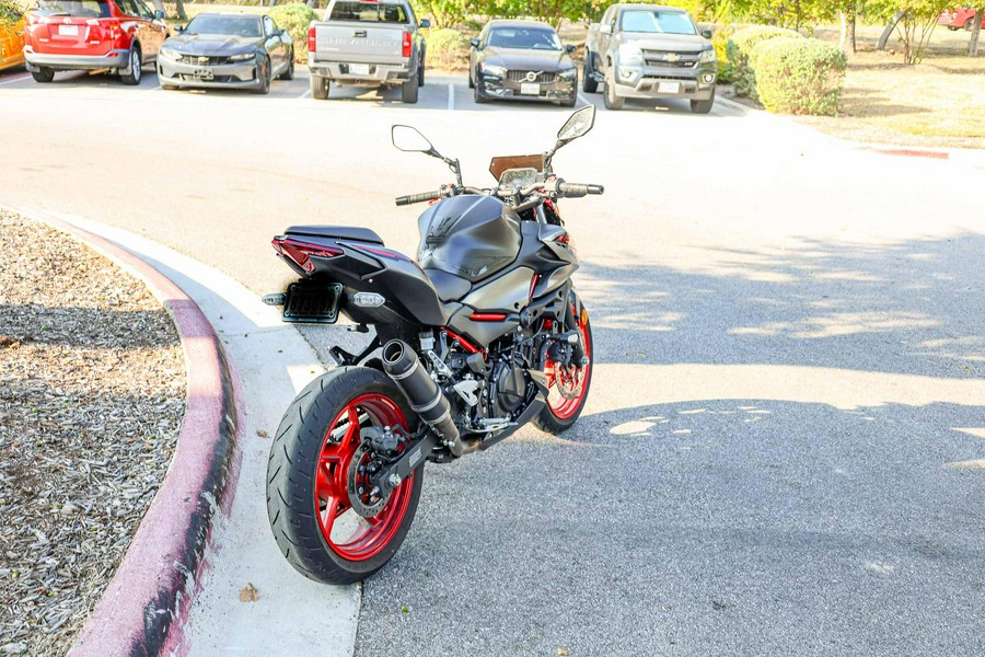 2025 KAWASAKI Z500 SE ABS