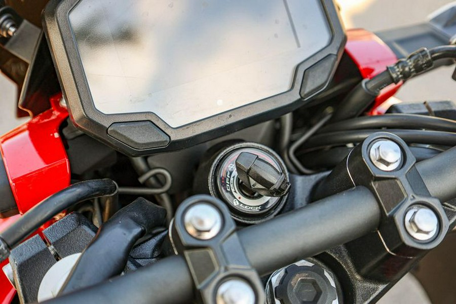 Used 2025 KAWASAKI Z500 SE ABS