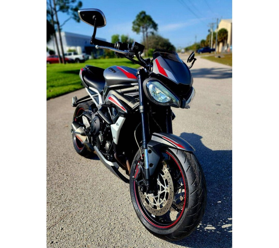 2022 Triumph Street Triple 765R
