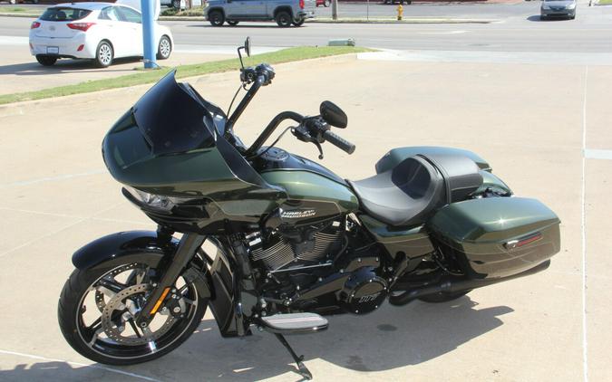 2026 Harley-Davidson Road Glide Olive Steel Metallic/Vivid Black