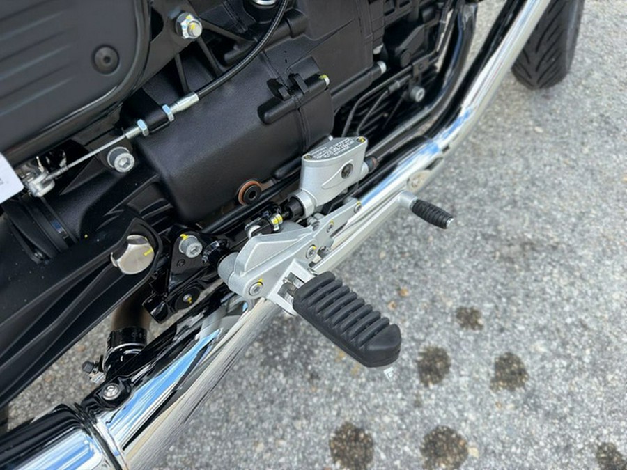 2027 Moto Guzzi V7 Sport Special