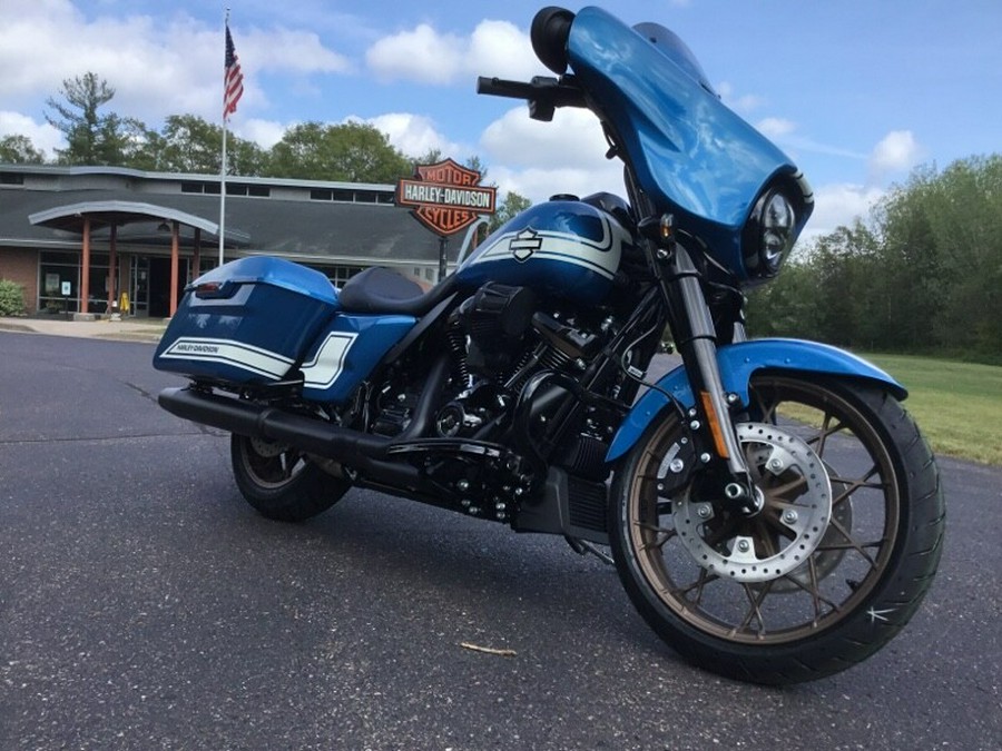 2023 Harley-Davidson® Street Glide® ST FAST JOHNIE BLU