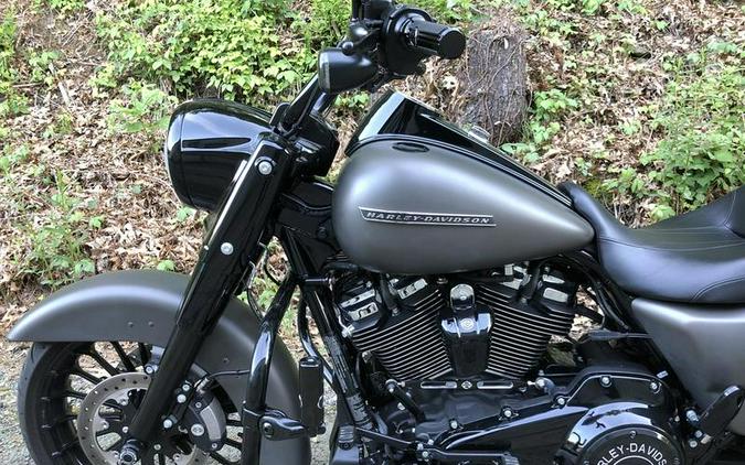 2018 Harley-Davidson® FLHRXS - Road King® Special