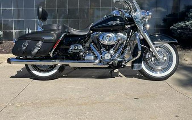 2011 Harley-Davidson® FLHRC - Road King® Classic