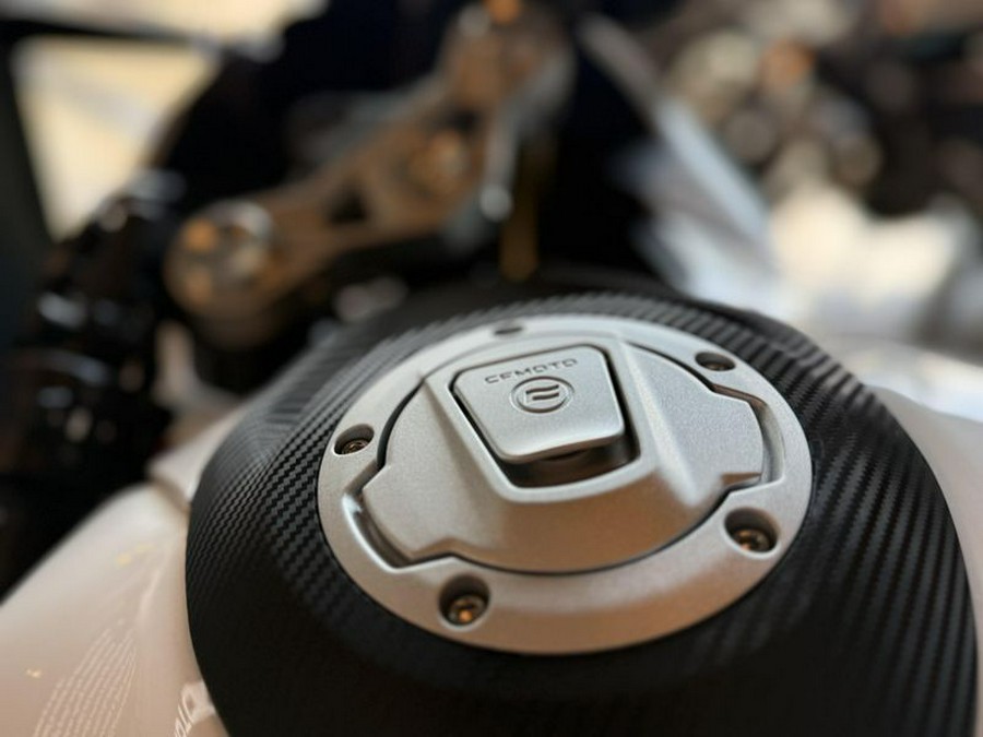 New 2025 CFMOTO 450SS