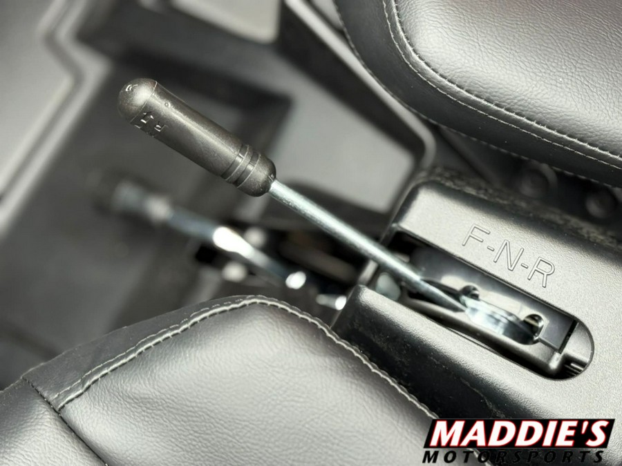 2026 Polaris RZR 200 EFI