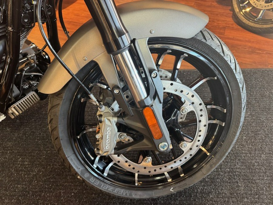 2026 Indian Motorcycle® Sport Chief® Base