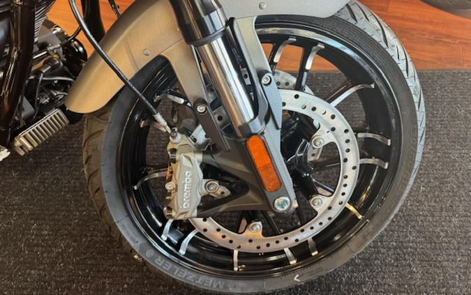 2026 Indian Motorcycle® Sport Chief® Base