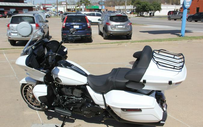 2026 Harley-Davidson Road Glide Limited White Onyx Pearl