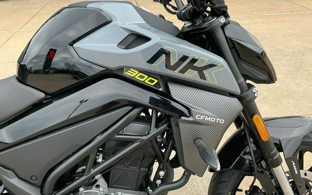 2026 CFMOTO 300NK
