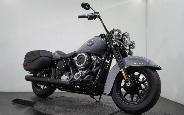 2026 Harley-Davidson® FLHC - Heritage Classic