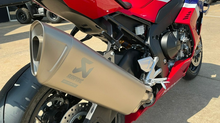 2026 Honda CBR1000RR-R Fireblade SP