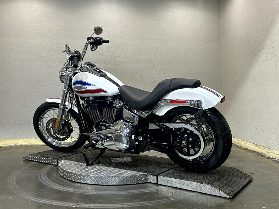 2026 Harley-Davidson® Super Glide® White Onyx Pearl