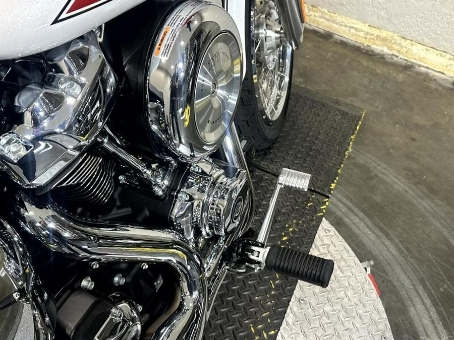 2026 Harley-Davidson® Super Glide® White Onyx Pearl