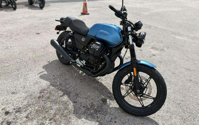 2027 Moto Guzzi V7 Stone