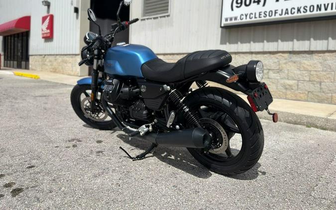 2027 Moto Guzzi V7 Stone