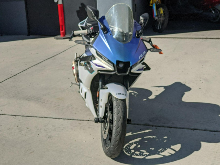 2025 Yamaha YZF-R3 ABS CA
