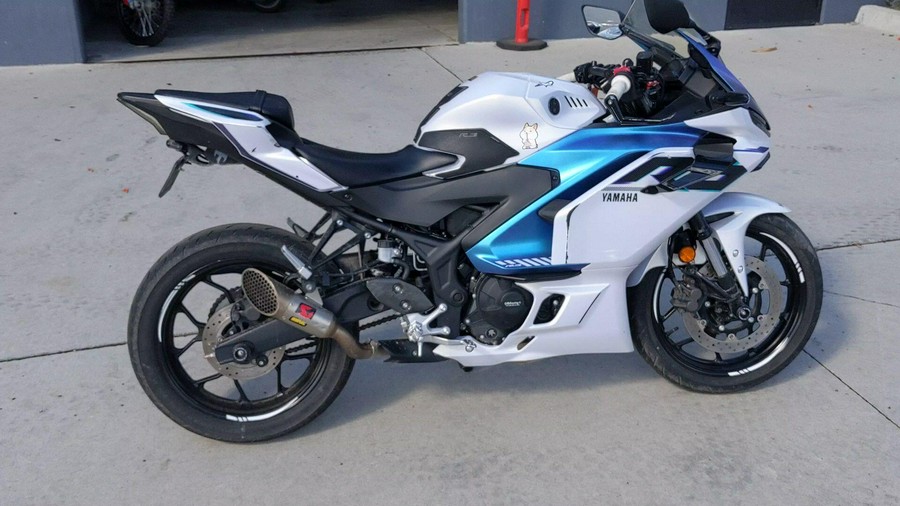 2025 Yamaha YZF-R3 ABS CA