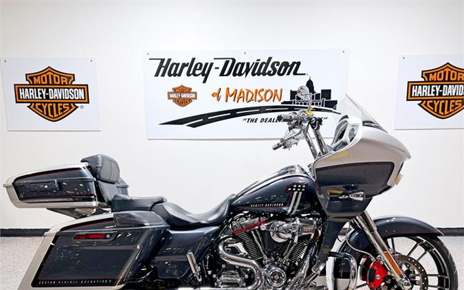 2019 Harley-Davidson CVO Road Glide FLTRXSE 22,045 Miles Lightning Silver and Charred Steel