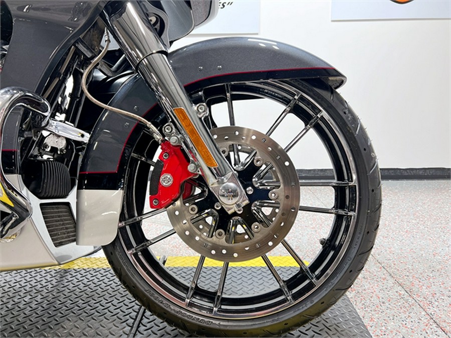 2019 Harley-Davidson CVO Road Glide FLTRXSE 22,045 Miles Lightning Silver and Charred Steel