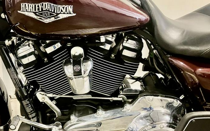 2018 Harley-Davidson® FLHR - Road King®