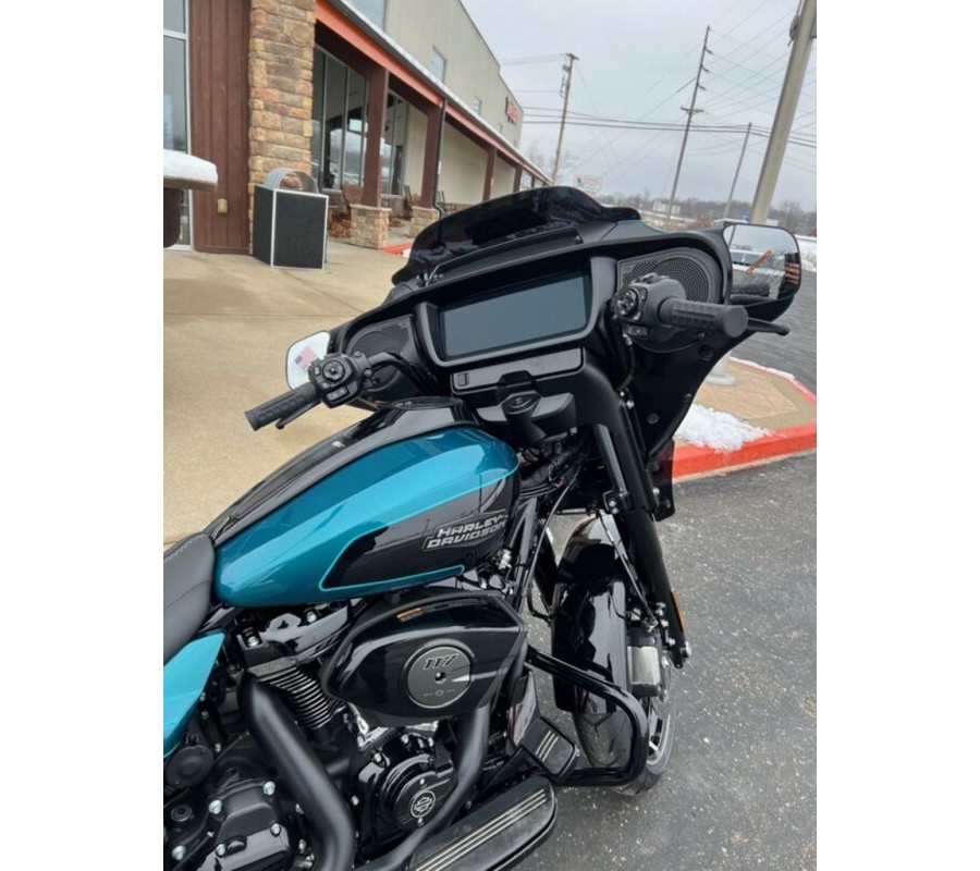 2026 Harley-Davidson Street Glide FLHX