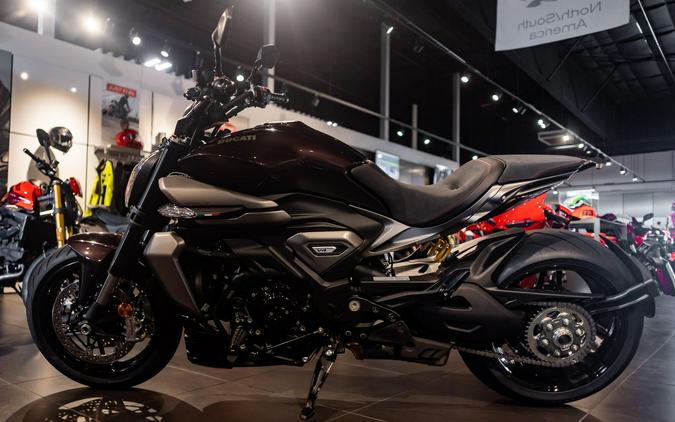 2026 Ducati XDIAVEL V4