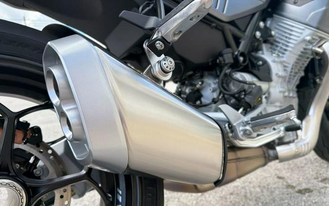 2027 Moto Guzzi V100 Mandello