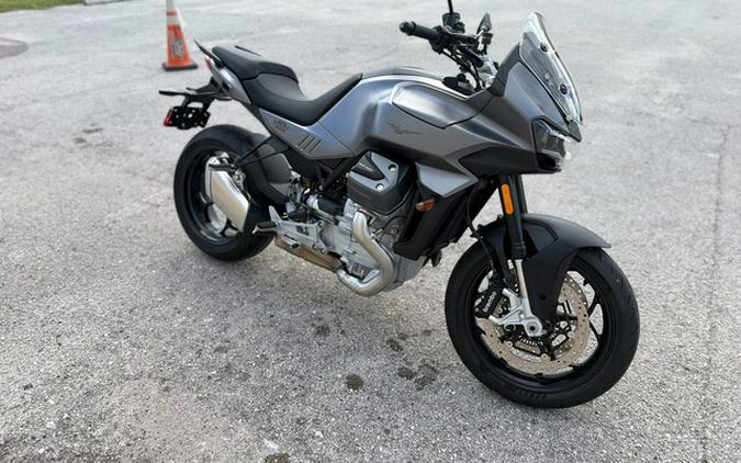 2027 Moto Guzzi V100 Mandello