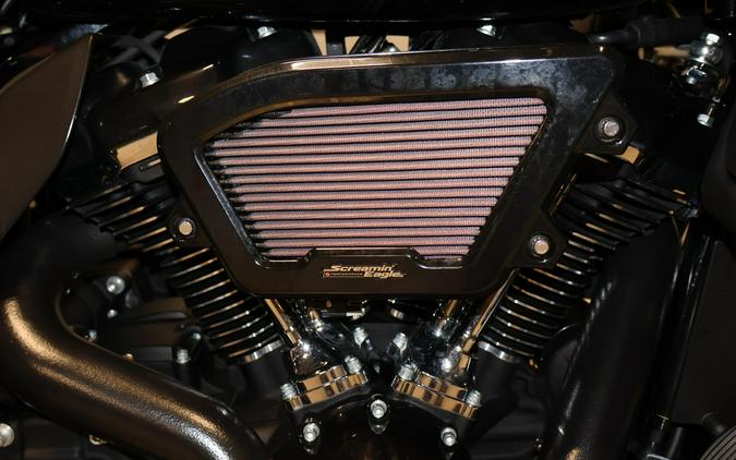 2025 Harley-Davidson Tri Glide Ultra FLHTCUTG