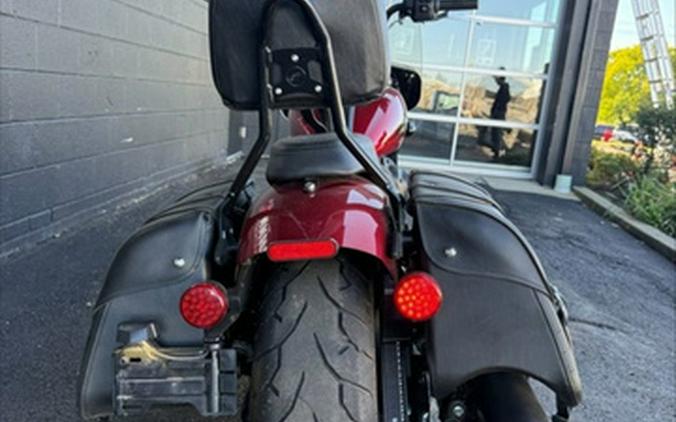 2023 Indian Chief Bobber ABS Stryker Red Metallic ABS Black Metallic