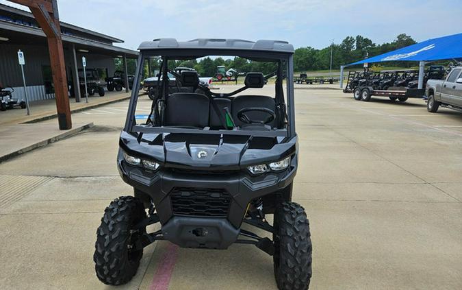2025 Can-Am Defender DPS HD10