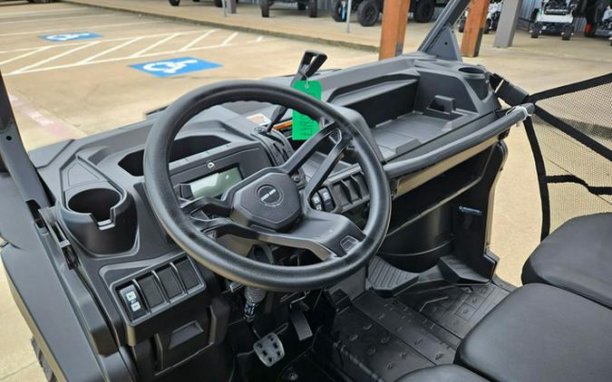 2025 Can-Am Defender DPS HD10