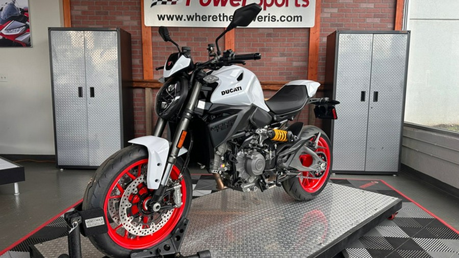 2026 Ducati MONSTER 896
