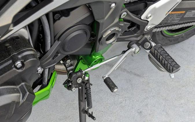 2024 Kawasaki Z900 SE ABS