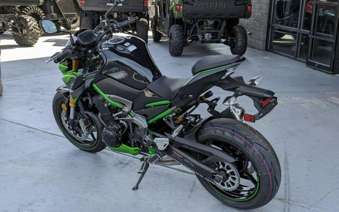 2024 Kawasaki Z900 SE ABS