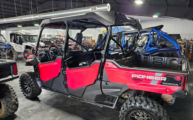 2023 Honda Pioneer 1000-6 Crew Deluxe