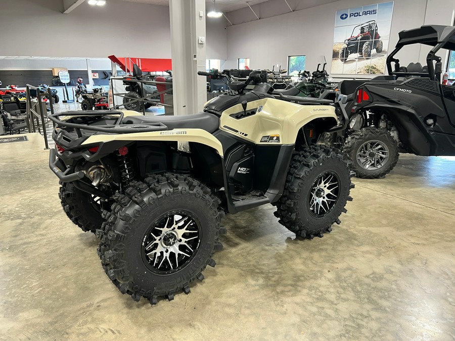 2025 Can-Am Outlander PRO XU HD7