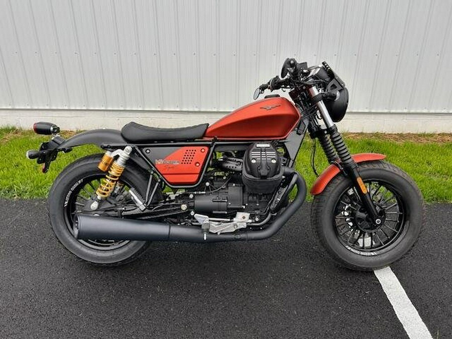 2020 MOTO GUZZI V9 Bobber Sport