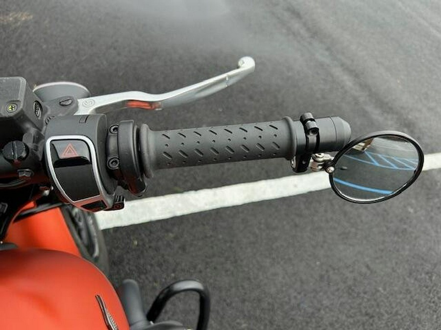 2020 MOTO GUZZI V9 Bobber Sport