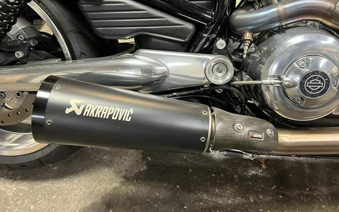 2017 Harley-Davidson® VRSCF - V-Rod Muscle®
