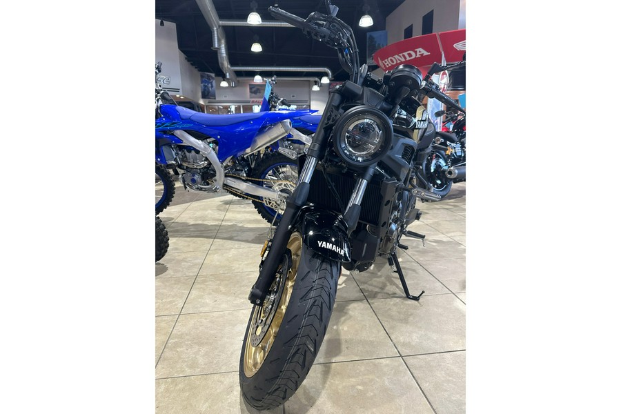 2024 Yamaha XSR700