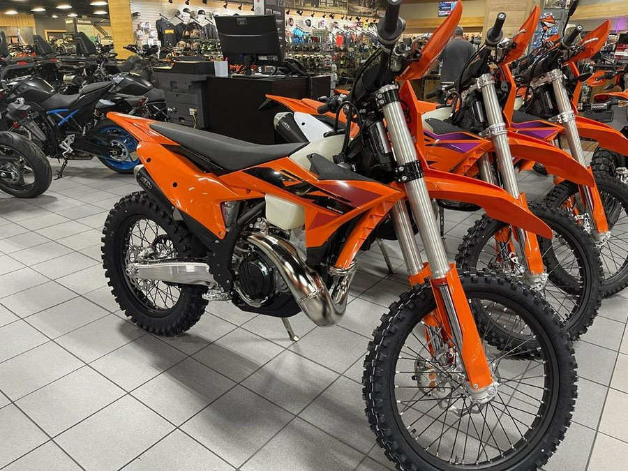 2025 KTM XC 300