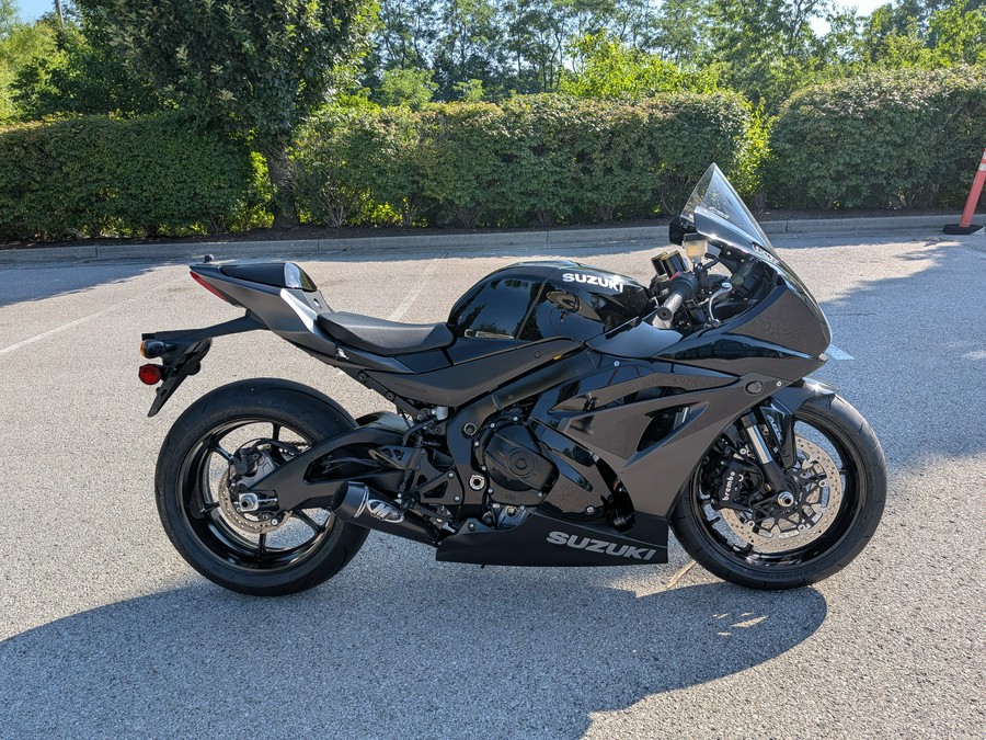 2024 Suzuki GSX-R1000