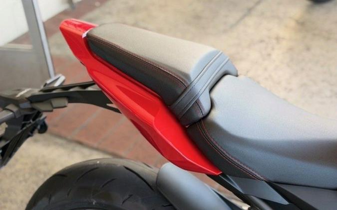 2026 Honda CBR650R E-Clutch