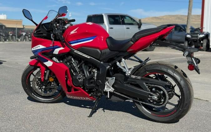2025 Honda CBR650R E-Clutch